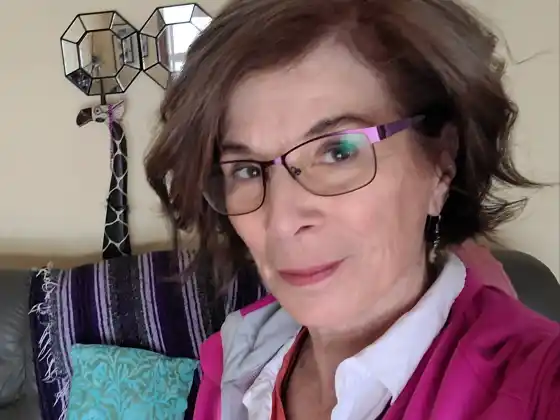 Karen Egoff,
Expert at Soulful Summit 2023: Utazás belül, kezdődjön!